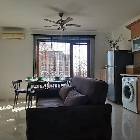 Three-room Apartament Sveti Vlas