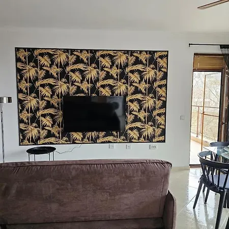 Three-room Apartamento