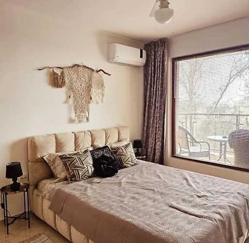 Three-room スヴェティ・ヴラス