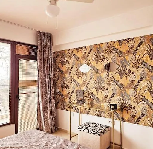 Three-room アパート